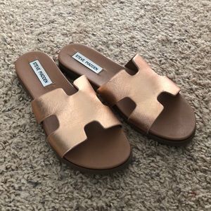 Steve Madden slides